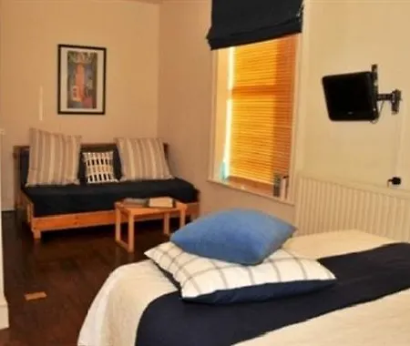 Brookside Hotel 4*